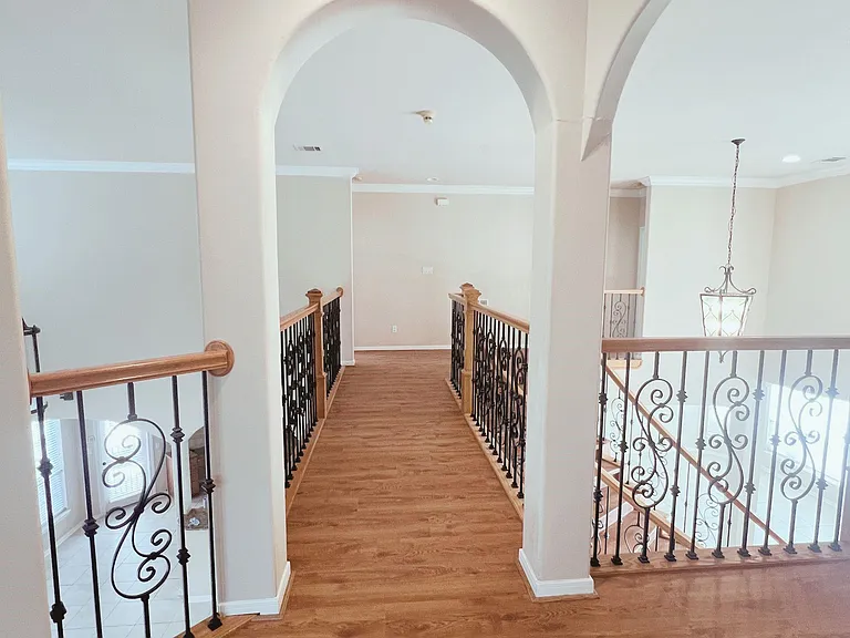 3903 Pinesbury Dr — Photo 4