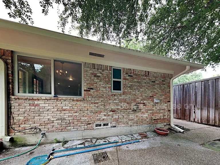 1216 Glen Cove Dr — Photo 24