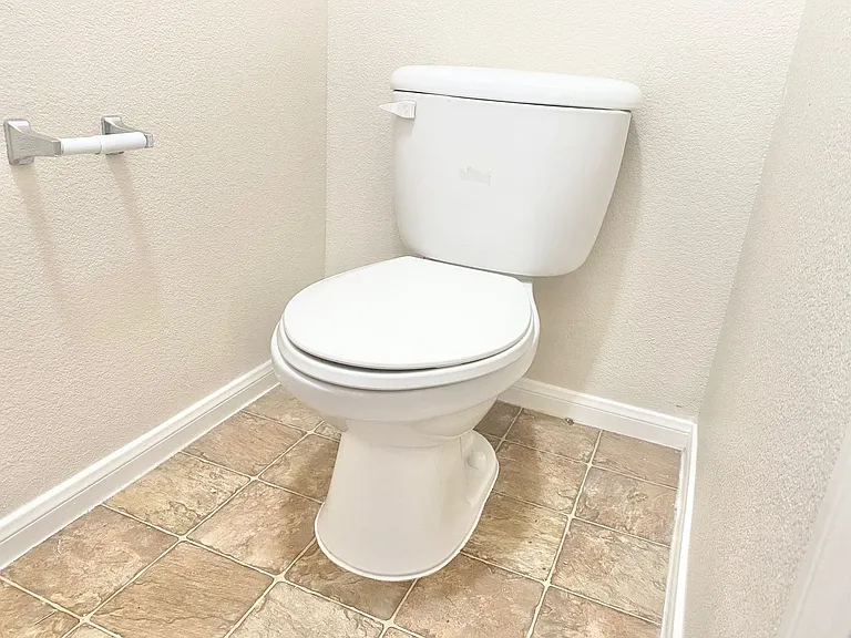 8569 Rhamus Ct — Photo 32