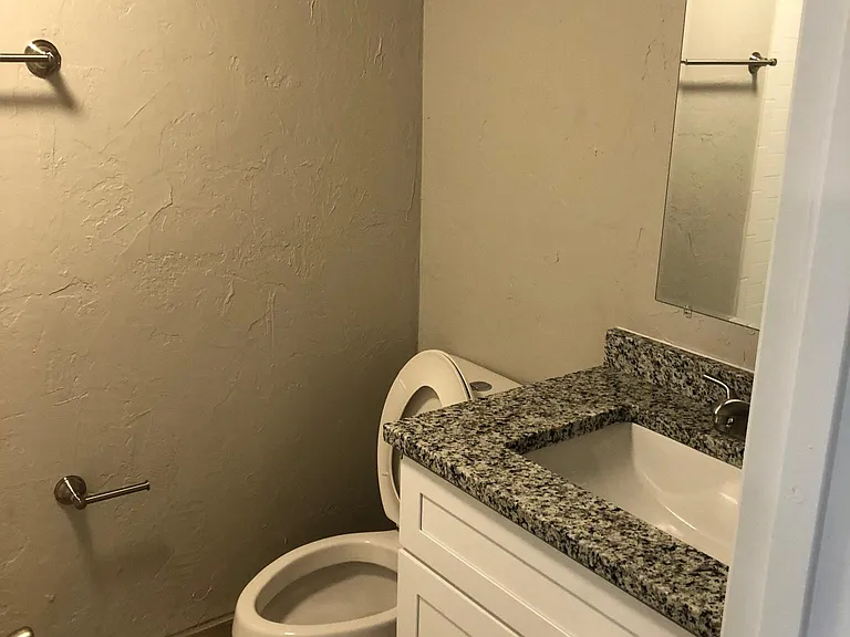 220 NE 19th Ave #1 — Photo 6