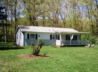 65 Whiteoak Cir, Lyndhurst, VA 22952