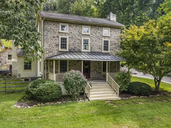 1272 Hollow Rd, Chester Springs, PA 19425