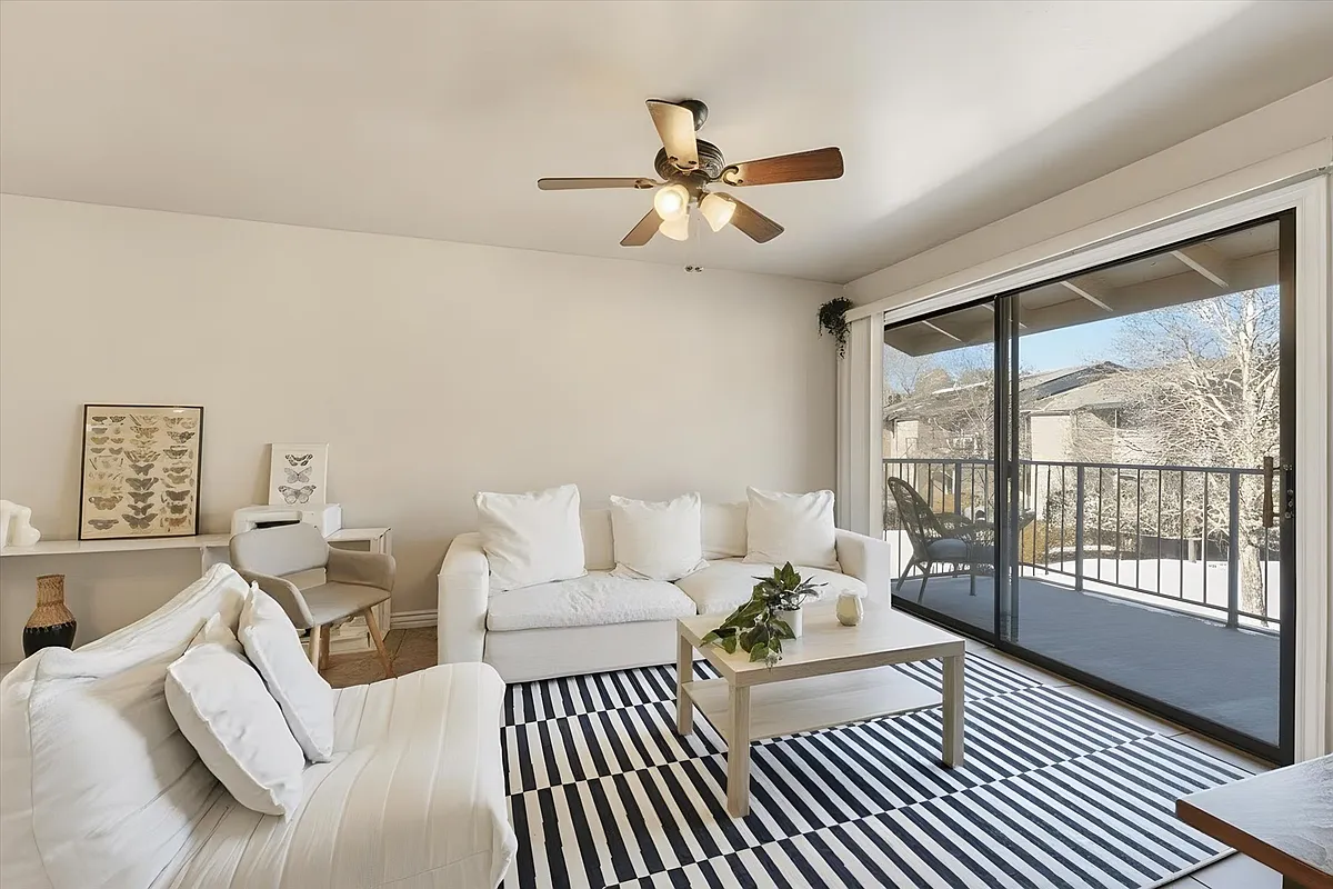 Building Photo - 3200 Litzler Dr #8-233