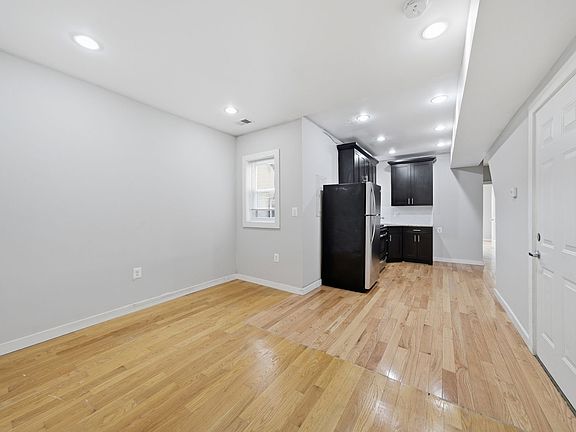 5th image of 1619 Mount Vernon St #620/2
