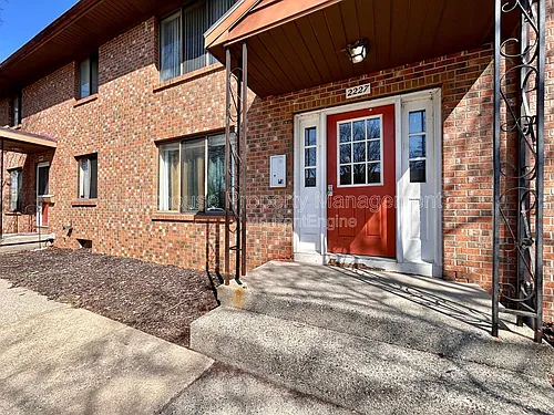 2227 29th St SW #3 Photo 1