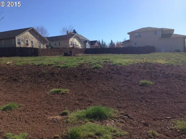 500 Yapa St, Silverton, OR 97381