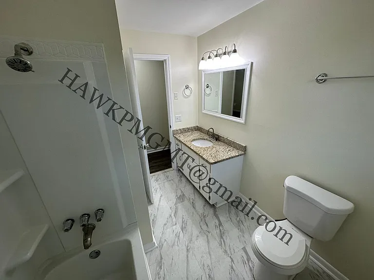 210 Luckett Pl — Photo 14