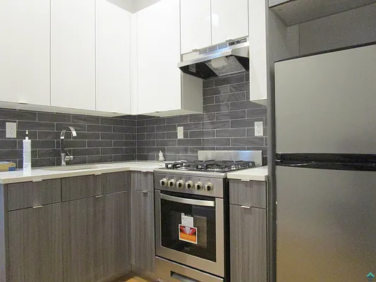 Rented by EXR | media 3