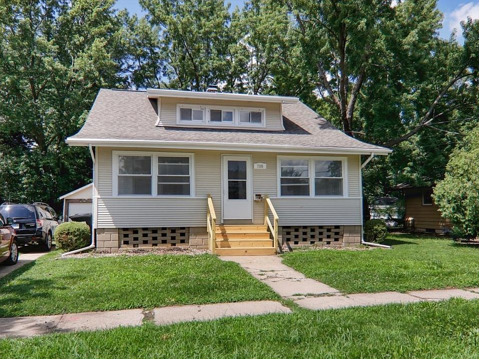 1st image of 708 Dale St