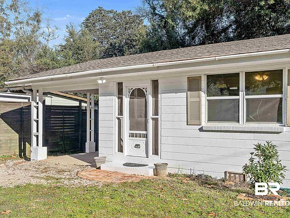 4th image of 507 Gayfer Ave