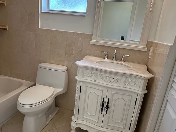 5th image of 16746 Diamond Pl