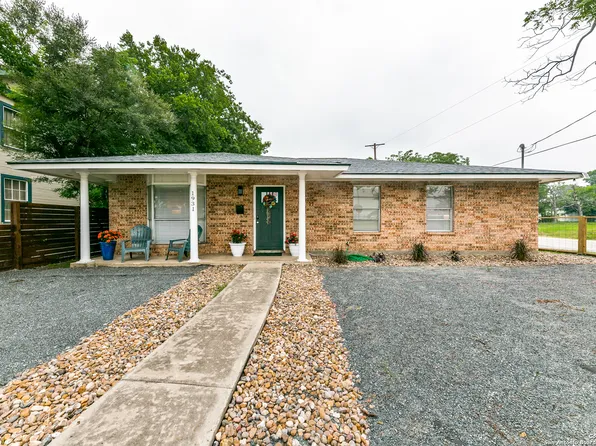 1931 N INTERSTATE 35, San Antonio, TX 78208