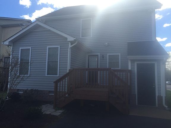 4th image of 606 S Lombardy St