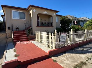 298wat, Monterey, CA 93940