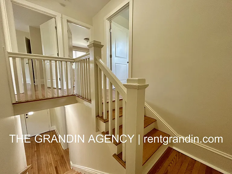 1518 Wautauga St SW — Photo 12