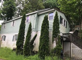 10 Maple Ave, Harriman, NY 10926