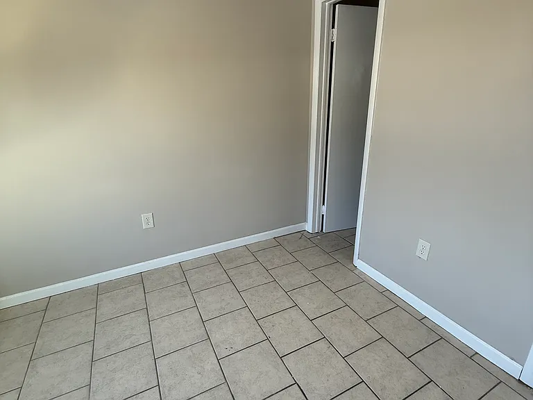 139 Snowshoe Ct #203 — Photo 5