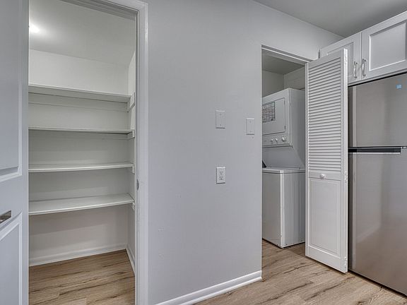 Large Walk-in Pantry
