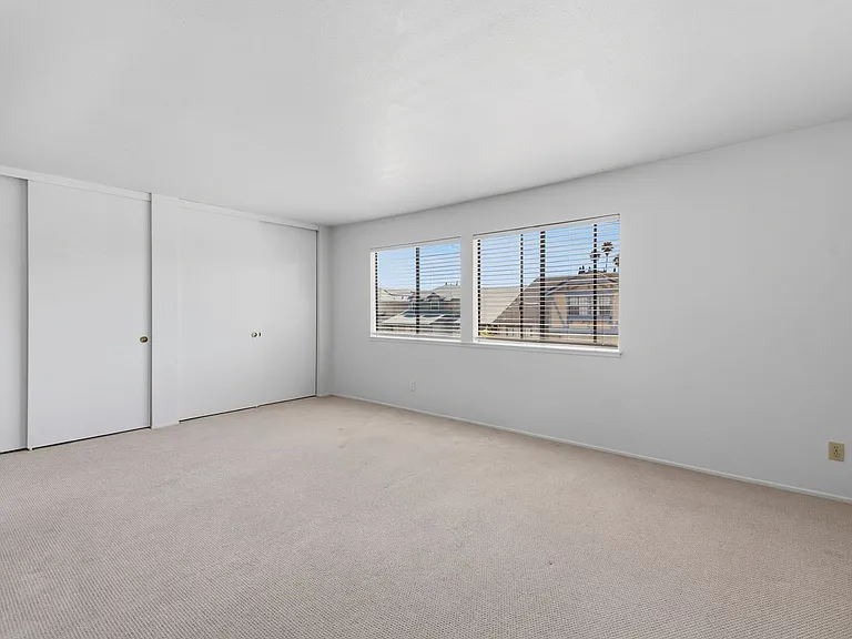 1387 Xavier Ave — Photo 18