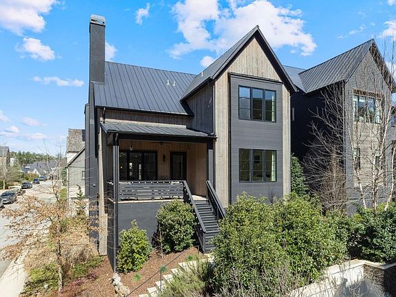 2nd image of 304 Mado Ln