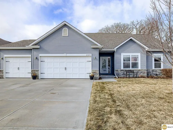 4120 Buccaneer Blvd, Plattsmouth, NE 68048
