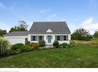 3 Countryfield Cir, Kennebunk, ME 04043