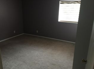 102 S Main St, Hebron, IN 46341