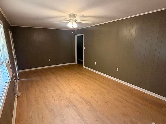 5th image of 1217 N Magnolia Ave