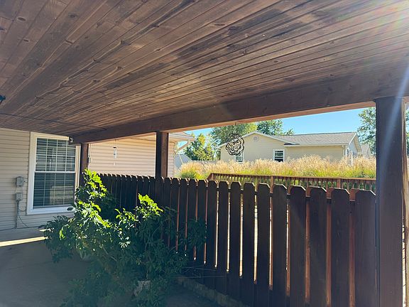 5th image of 2909 Apple Ave