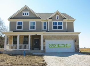 406 Snow St, Sugar Grove, IL 60554