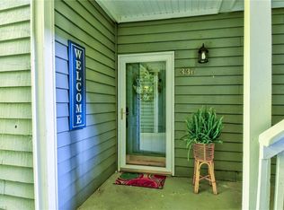 336 Meadows Cir, Winston Salem, NC 27104