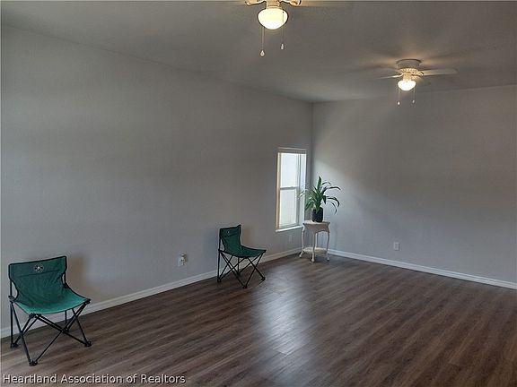 3rd image of 1508 Las Villas Blvd
