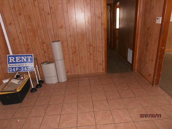 4th image of 2219 NW Pollard Ave