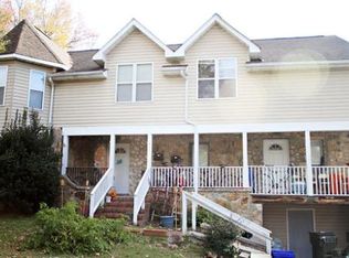 517-B S Merritt Mill Rd, Chapel Hill, NC 27516