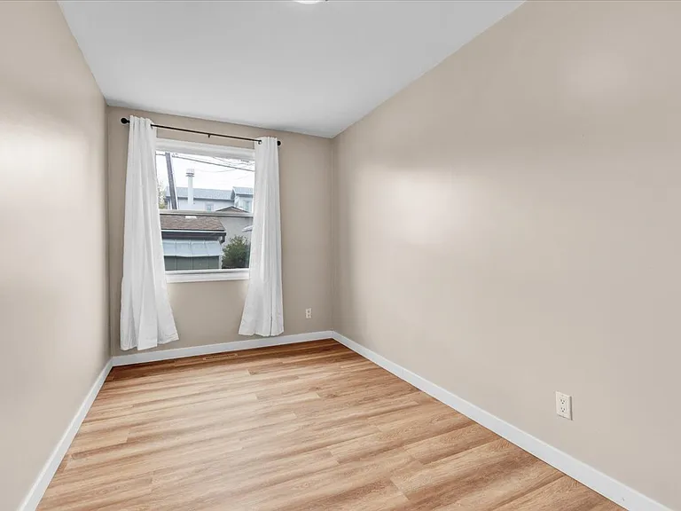 10822 134th Ave NW — Photo 26
