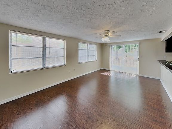 4th image of 6041 9th Ave