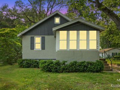 16742 148th Ave, Spring Lake, MI, 49456