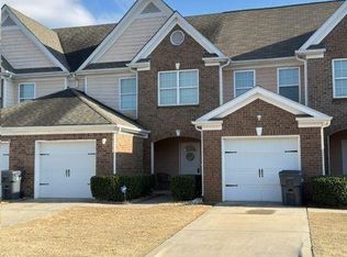 121 Village Dr, Loganville, GA 30052