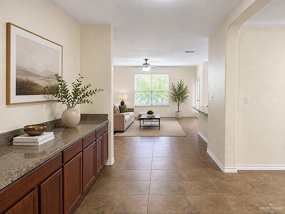 5th image of 3901 Santa Veronica St