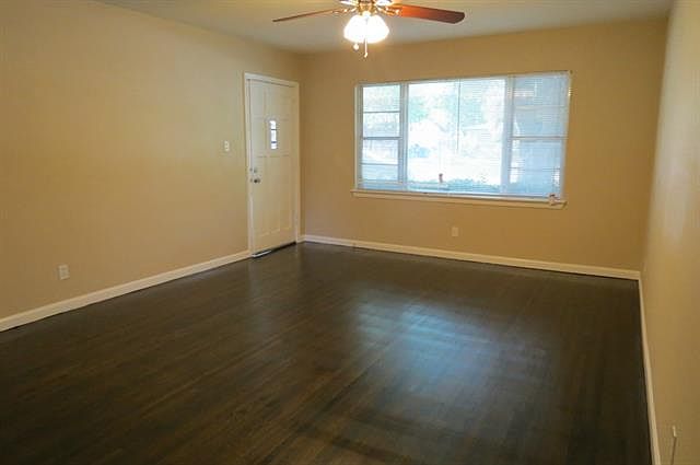 1st image of 5309 Mallory Dr