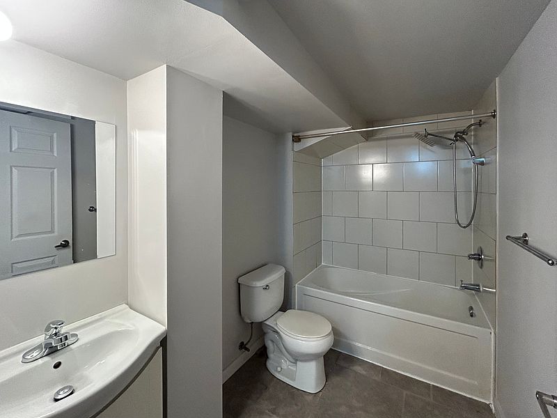 Winnipeg Apartment for rent - 1 Bedroom — photo 10