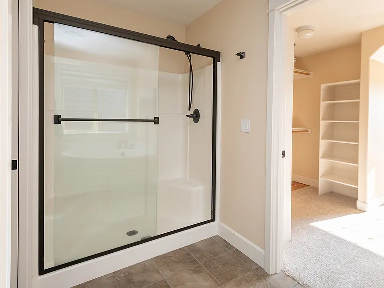 Master Ensuite