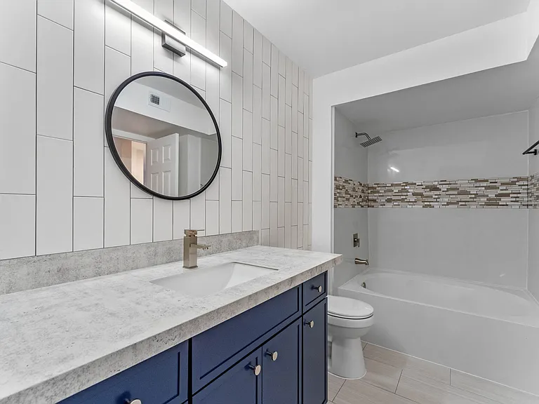 482 N Pin Oak Pl #302 — Photo 24