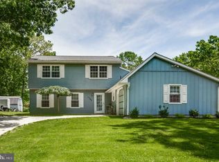 1740 Forest Dr, Williamstown, NJ 08094