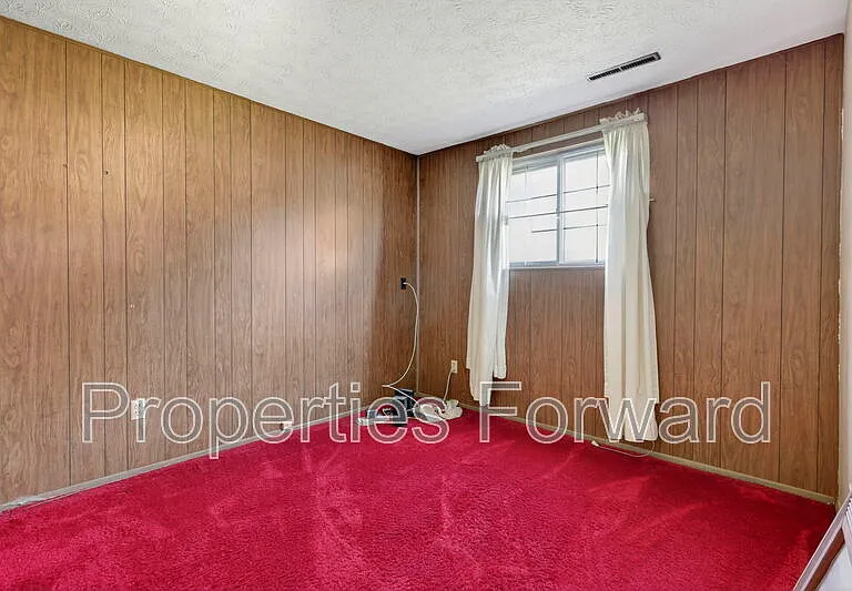873 Allison Dr — Photo 25