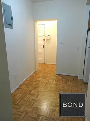 Rented by Bond New York | media 44