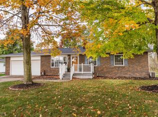 8275 Rolling Hill Ave NW, North Canton, OH 44720