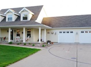 3161 Molly Brown Ln, Green Bay, WI 54313
