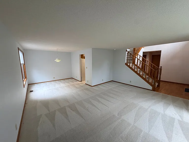 1835 NE 56th Ave — Photo 6