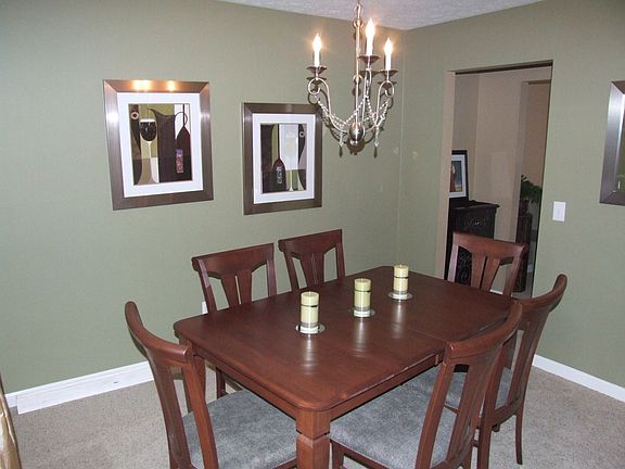 3rd image of 8254 Deepwood Blvd Unit 4